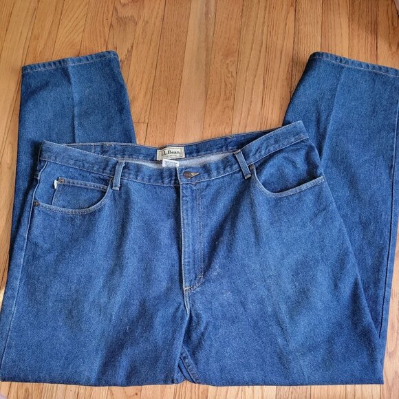 L.L. Bean Mens Classic Fit Jeans Size 44 x 32 Blue Denim - Picture 3 of 5